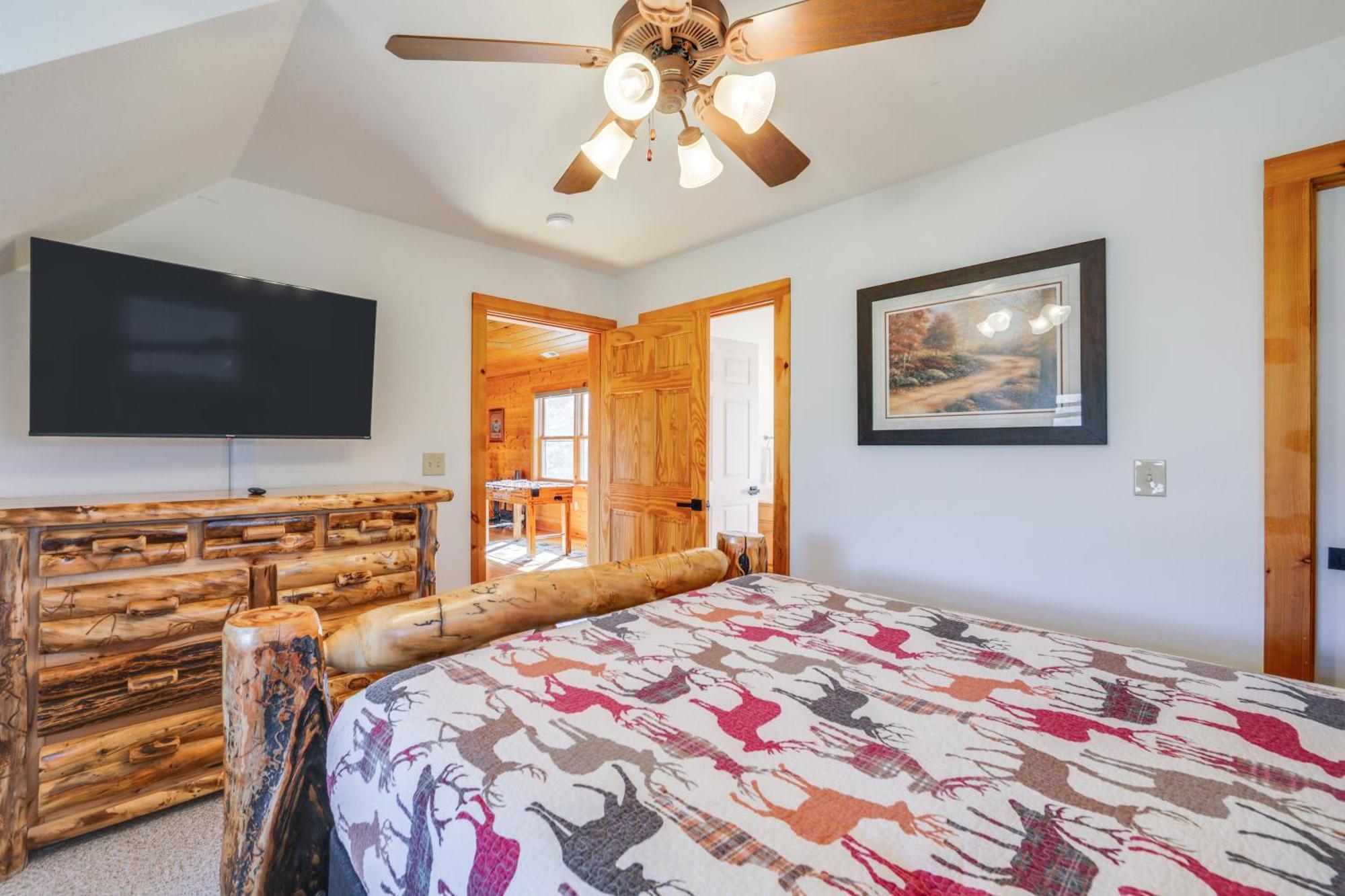 Whits End Smoky Mtn Home With Hot Tub, Views Уейнсвил Екстериор снимка