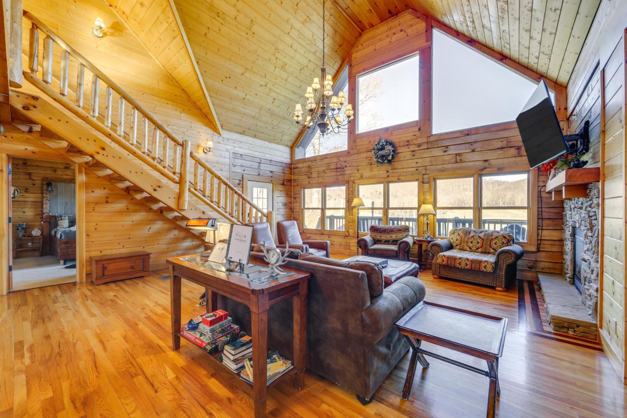 Whits End Smoky Mtn Home With Hot Tub, Views Уейнсвил Екстериор снимка
