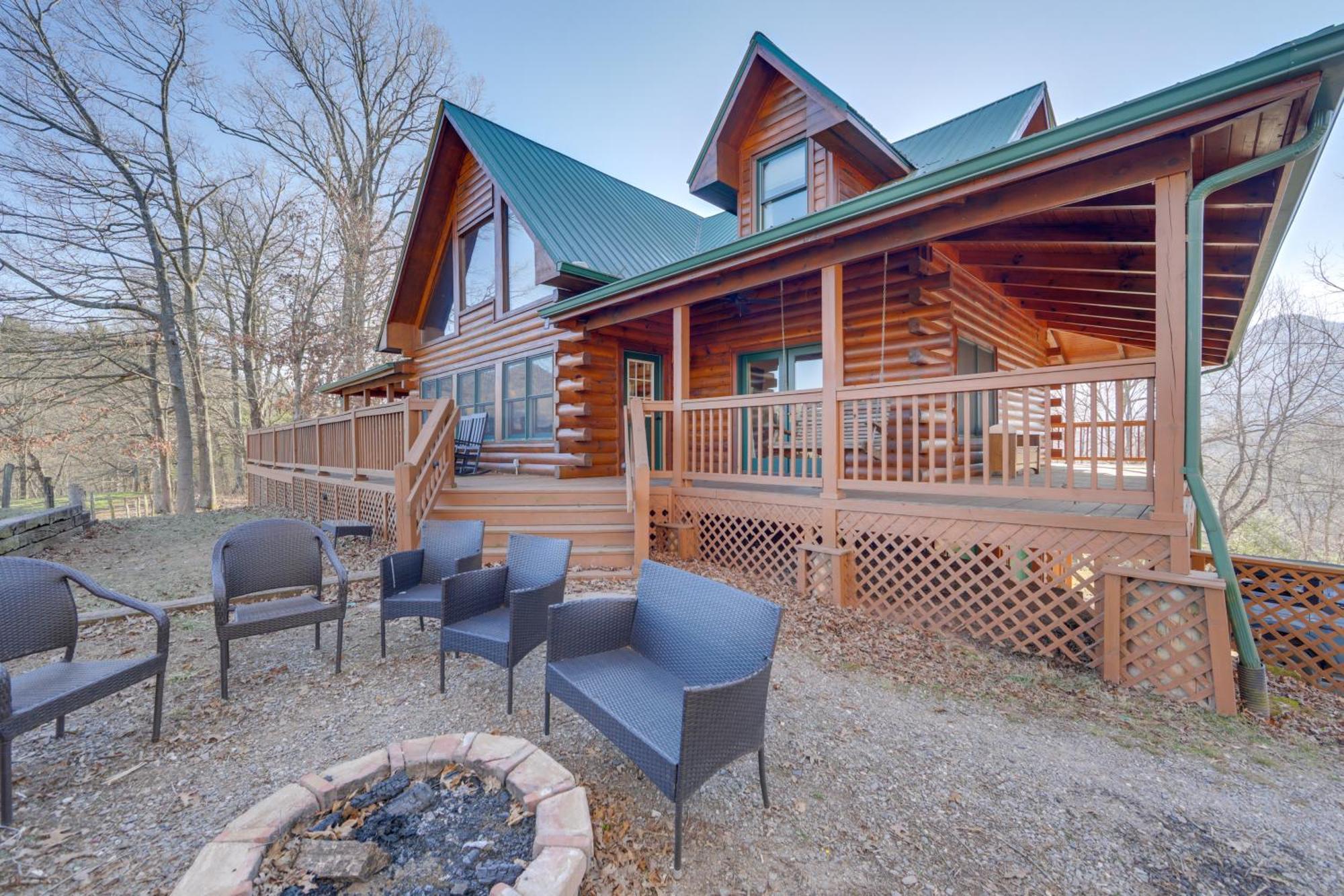 Whits End Smoky Mtn Home With Hot Tub, Views Уейнсвил Екстериор снимка